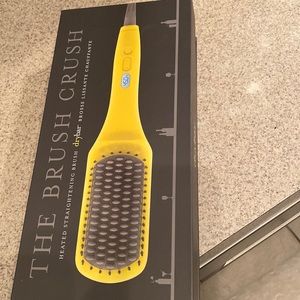 Dry Bar Heated Straightening Brush
